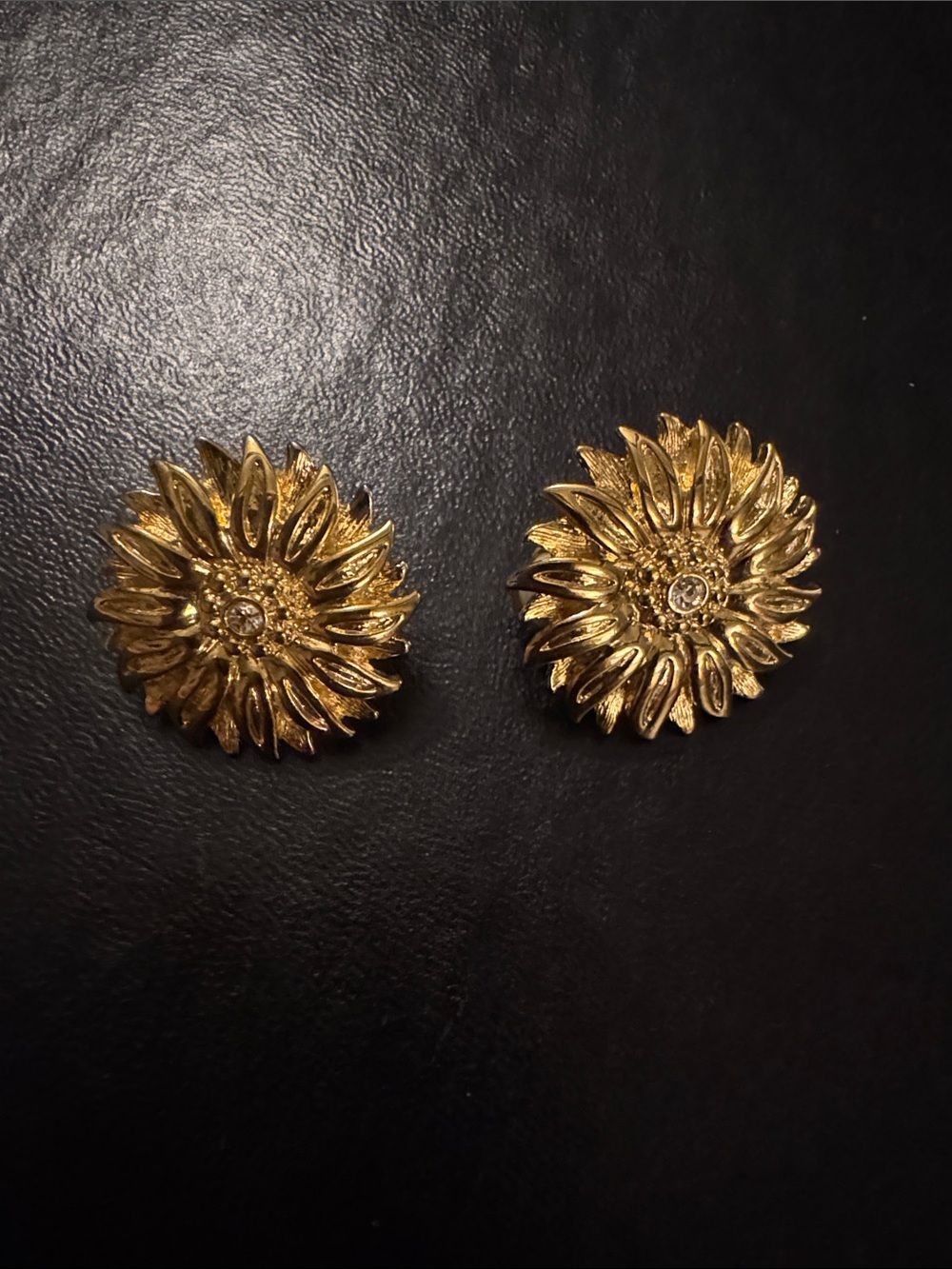 Vintage JOAN RIVERS Flower Clip On Earrings Clear Rhinestone Gold Tone